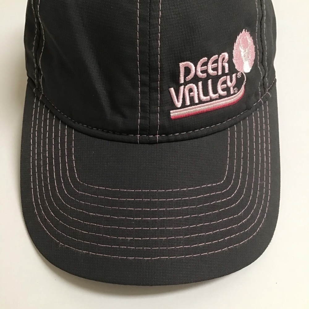 Deer Valley Ski Resort Hat Gear Cap Gray Pink Contrast Stitch Adjusts Vintage - Picture 2 of 11
